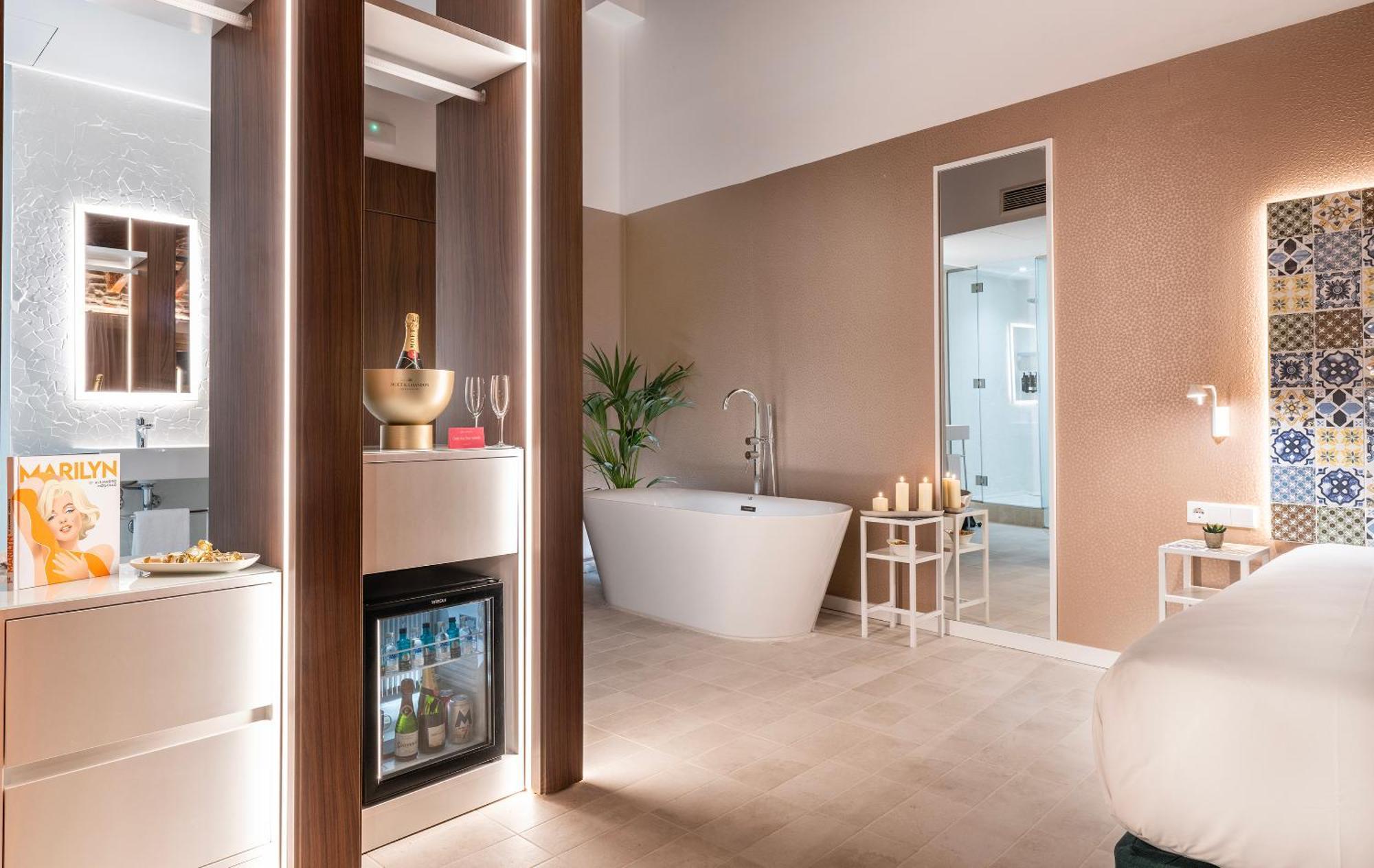 Axel Hotel Valencia - Adults Only Bagian luar foto